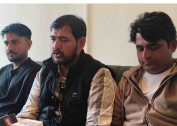 करवा चौथ पर छुट्टी के दिन शिलाई में जल शक्ति विभाग ने करवा दी भर्ती; नाहन में भाजयुमो ने उठाए सवाल, मंत्री पर साधा निशाना